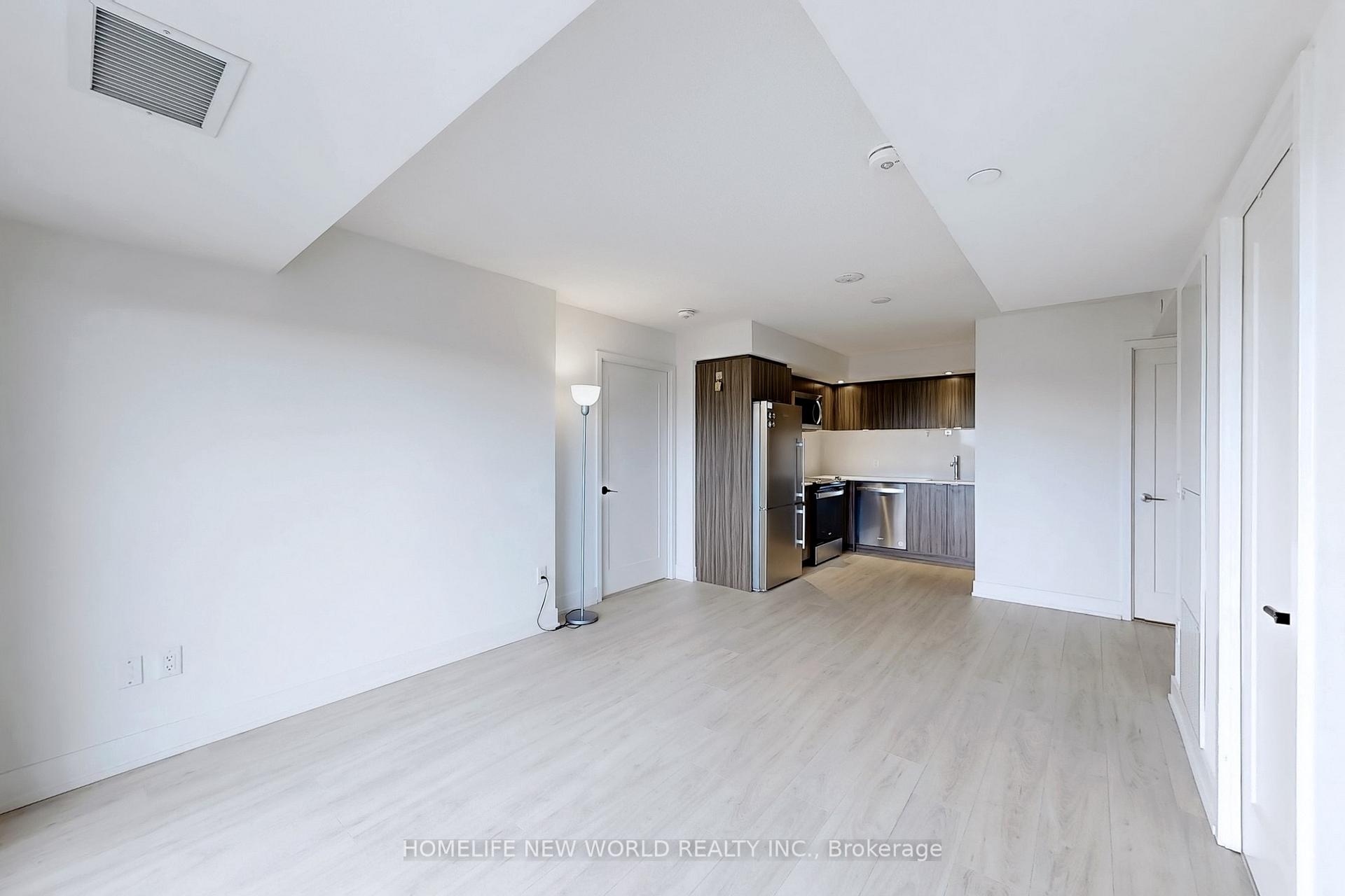 2 Bedrooms Condo at 10 Eva,  Toronto For sale
