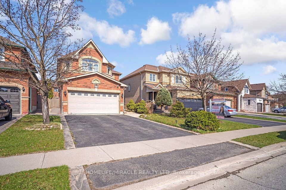 21 National Crescent, Brampton, ON L7A 1J2