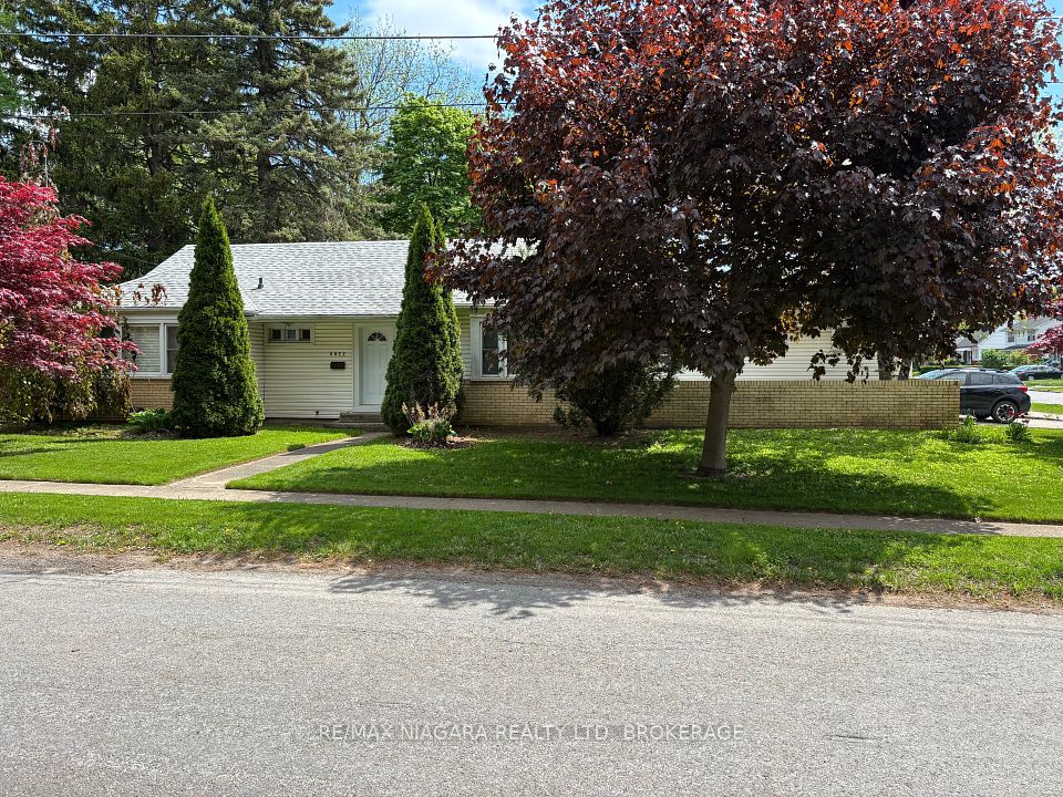 6022 Brookfield