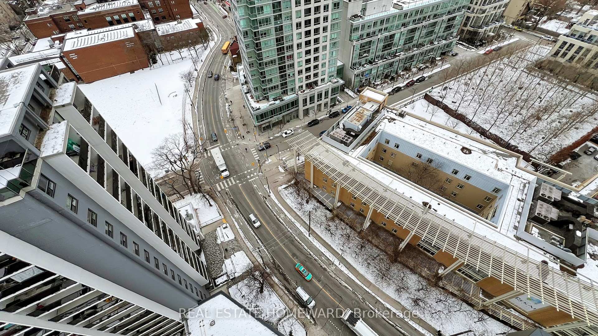 1 Bedroom Condo at 159 Wellesley,  Toronto For sale