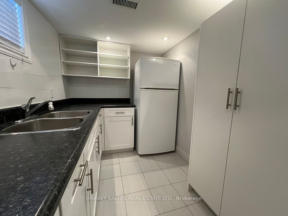 118 Almore Avenue BSMNT