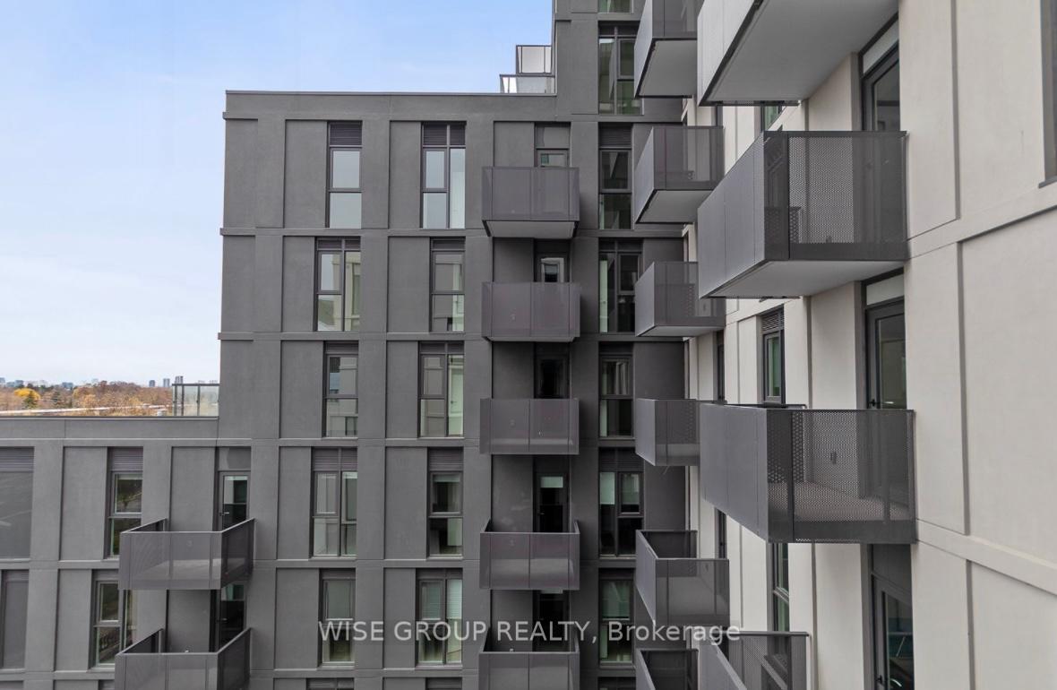 1 Bedroom Condo at 500 Wilson, Toronto For sale