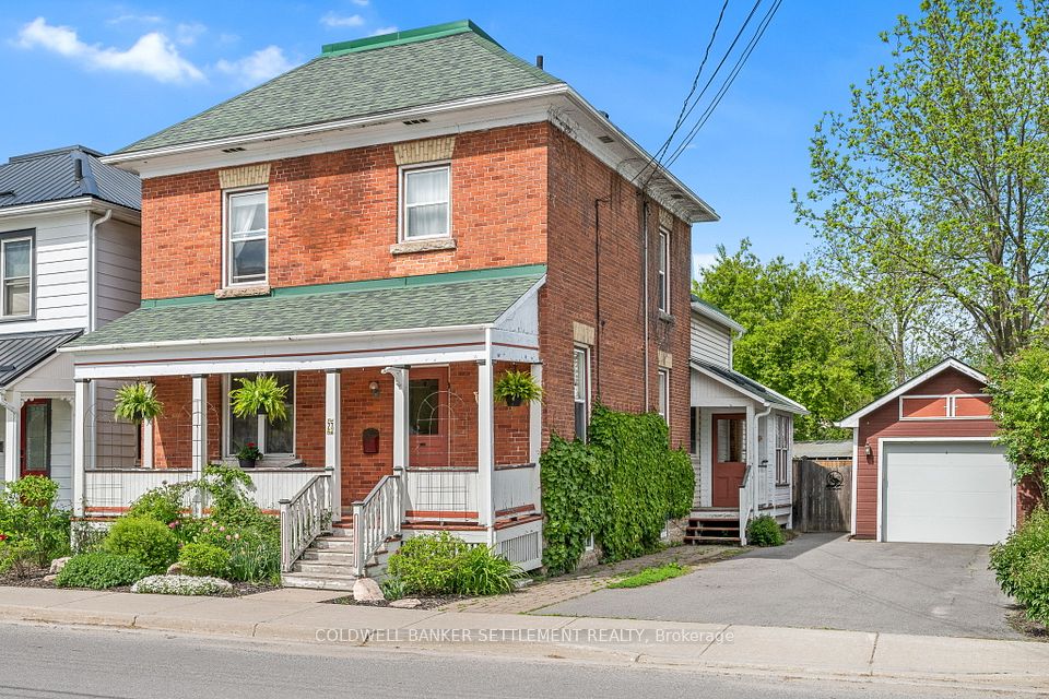 27 Lewis Street, Perth, ON K7H 2R4
