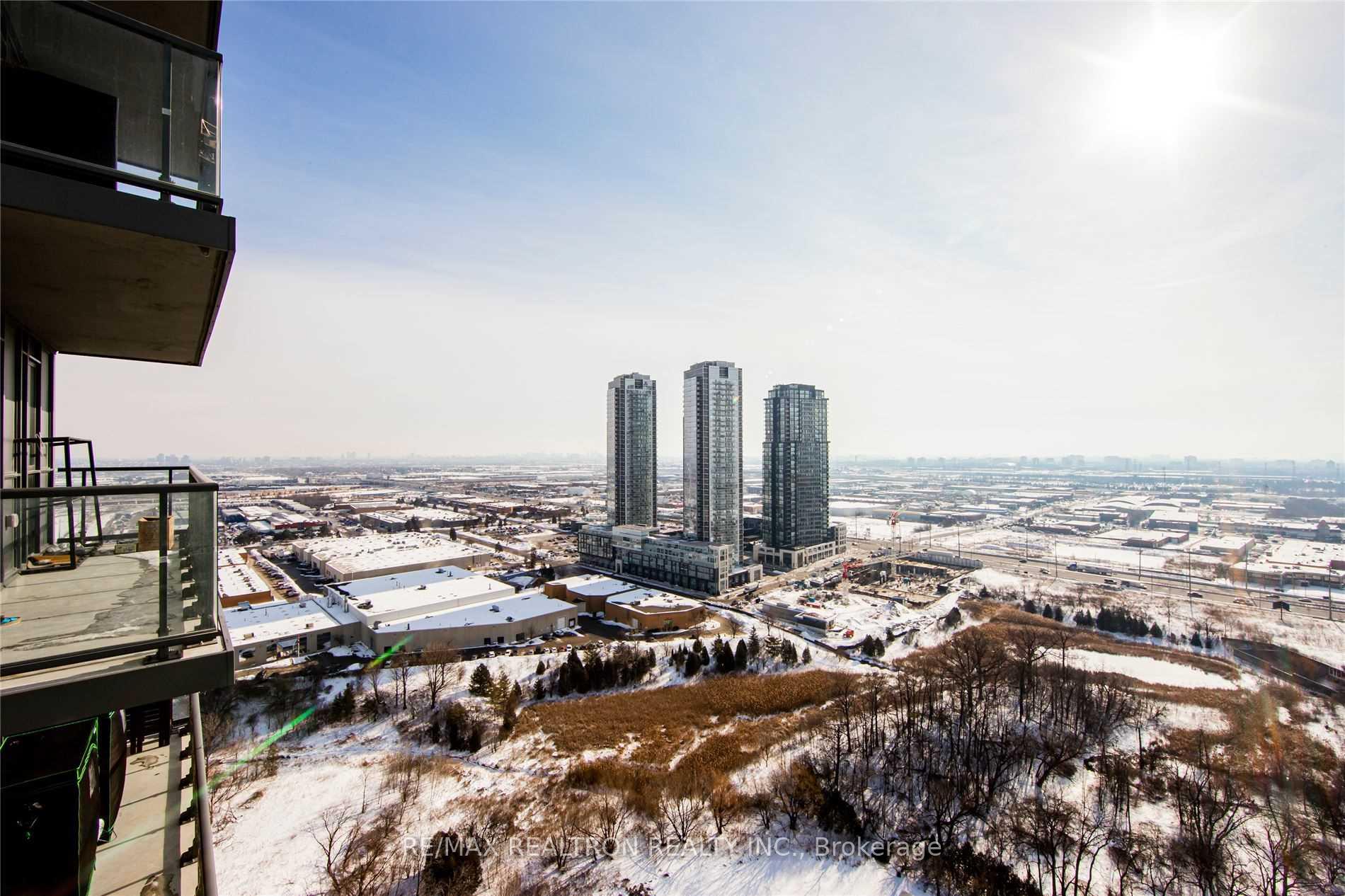 2 Bedrooms Condo at 7895 Jane, Vaughan For sale