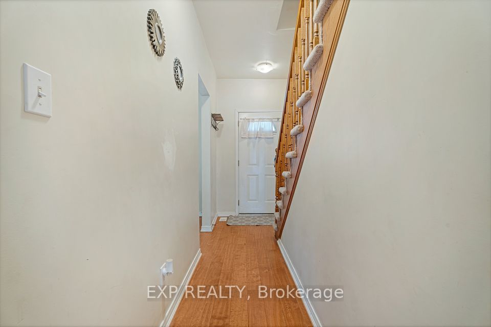 900 concession Street, Hamilton, ON L8V 1E8