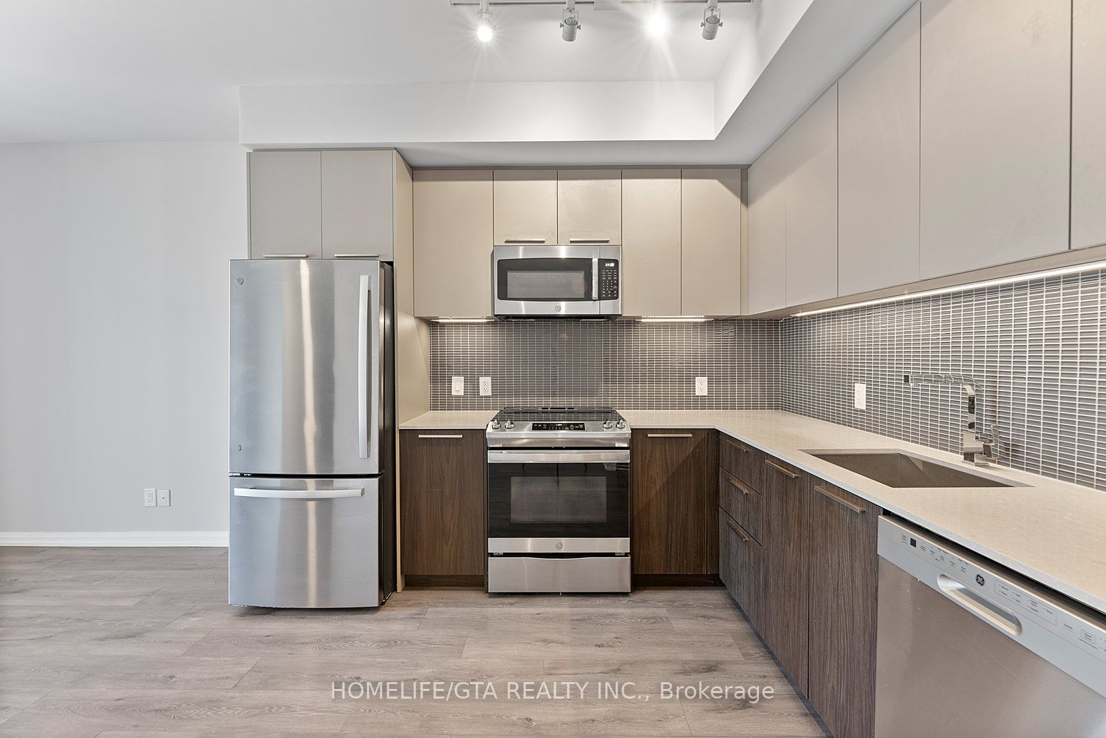 15 Brin Drive, #26
