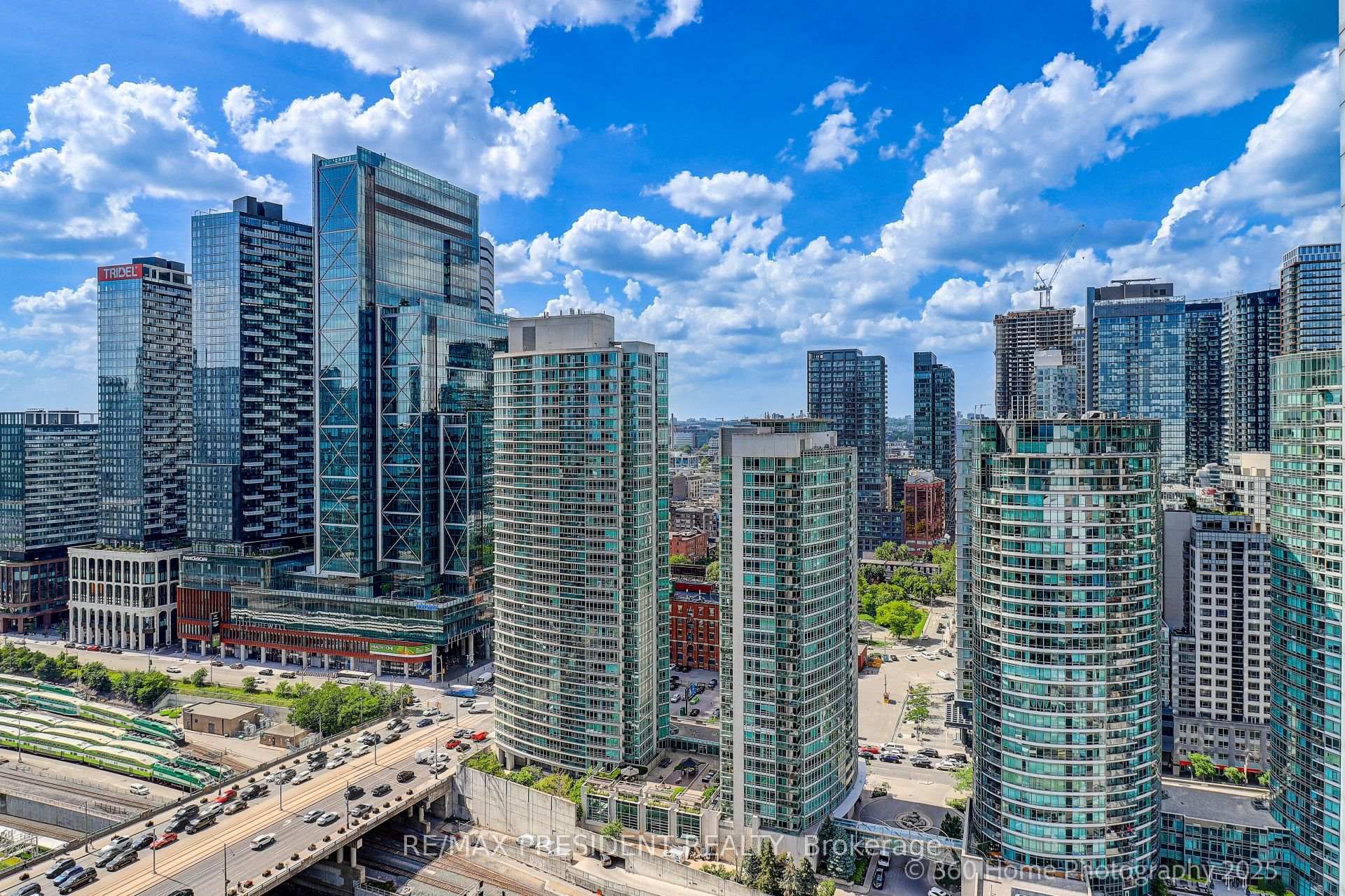 2 Bedrooms Condo at 81 Navy Wharf, Toronto For sale