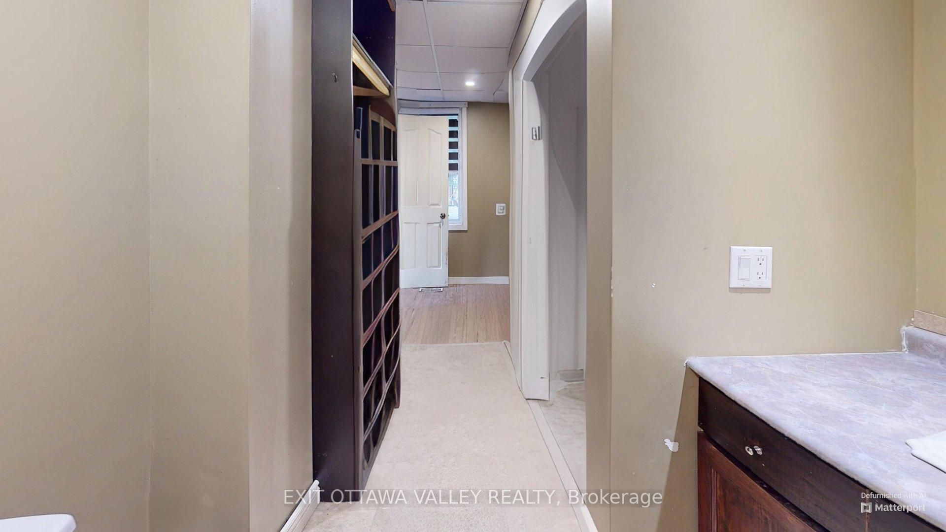 297 Julien Street, Pembroke, ON K8A 3P6