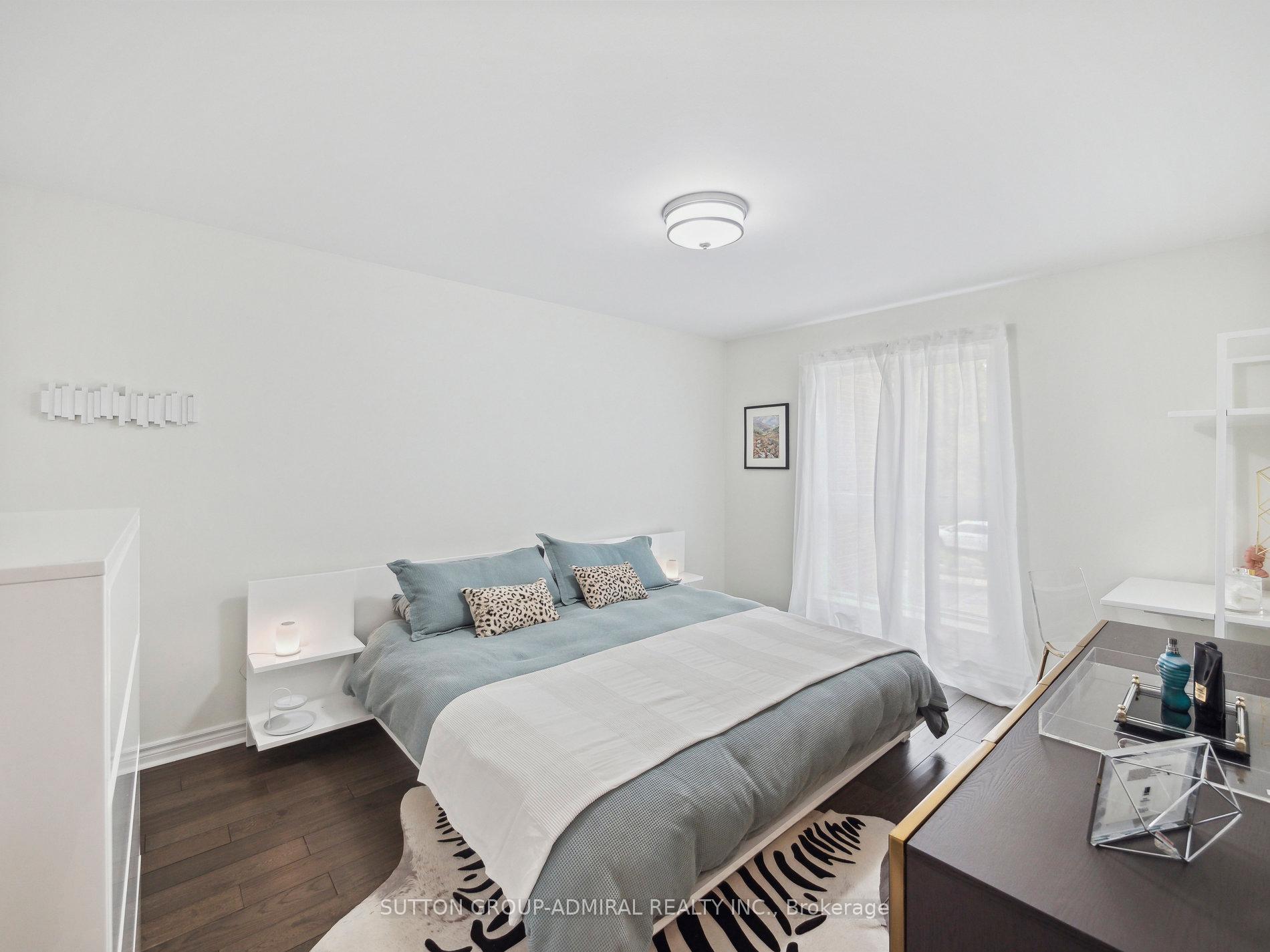 2 Bedrooms Condo at 24 Anvil Millway, Toronto For sale