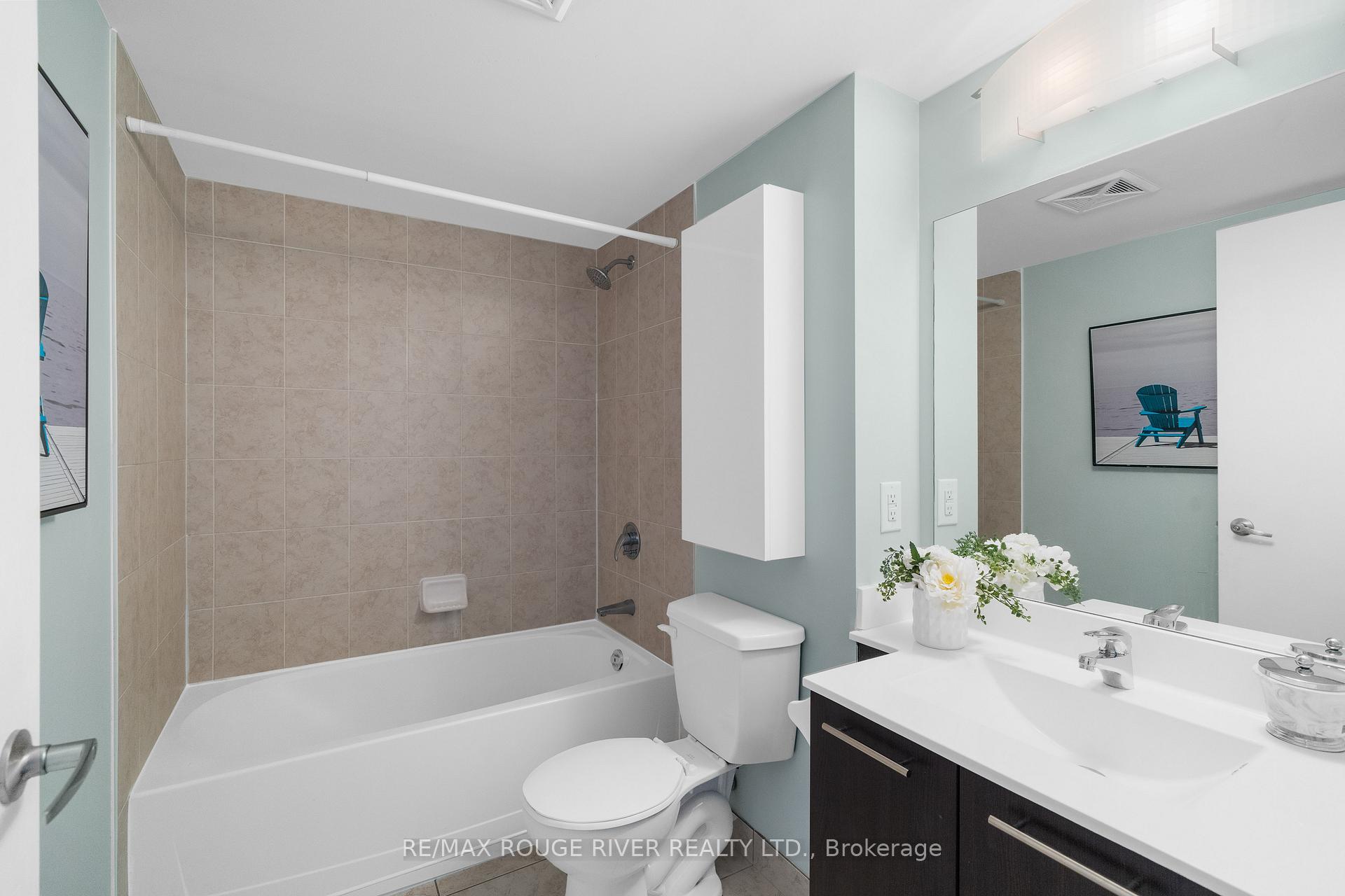 2 Bedrooms Condo at 38 Joe Shuster,  Toronto For sale