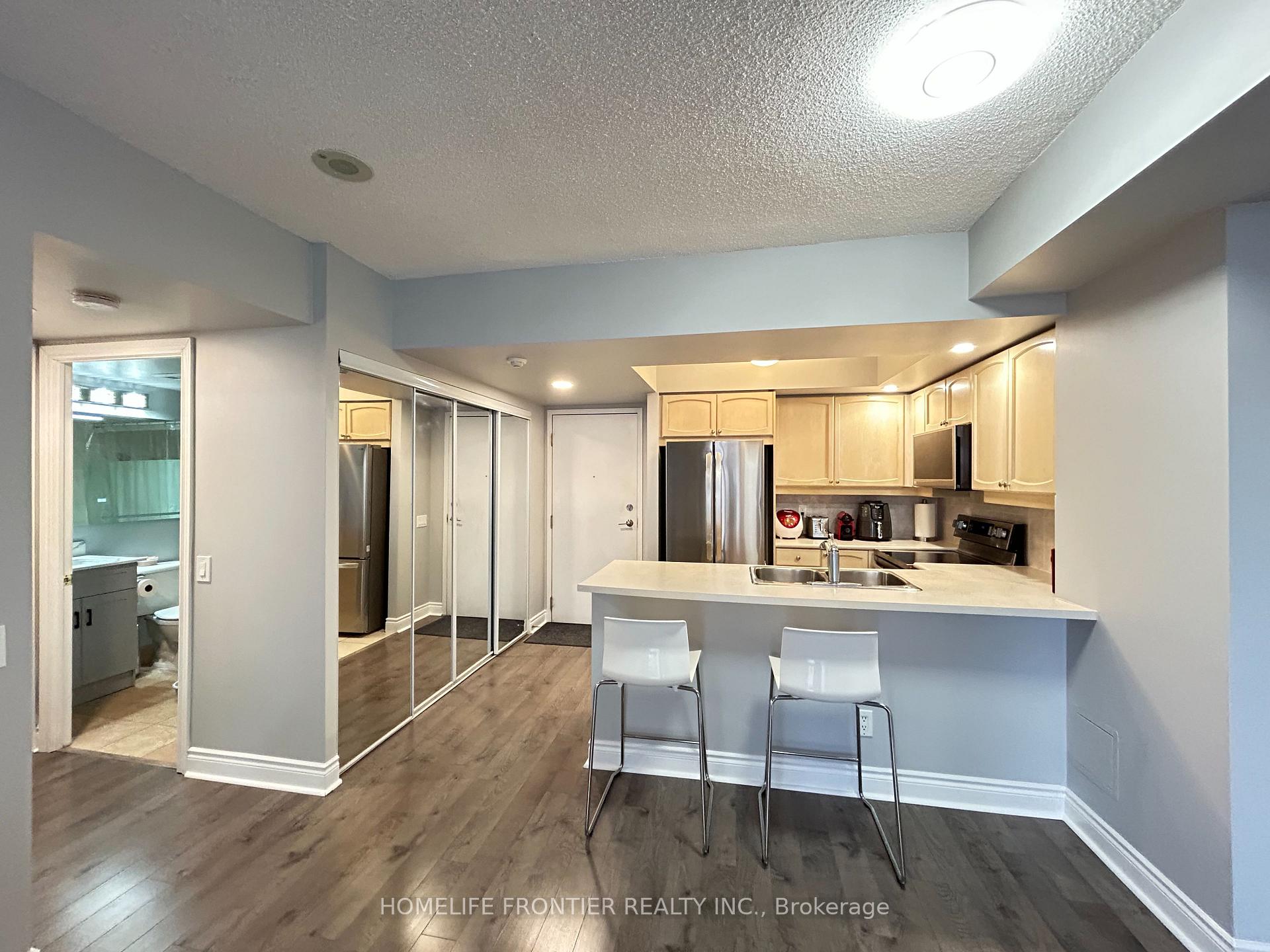 1 Bedroom Condo at 15 Northtown, Toronto For sale