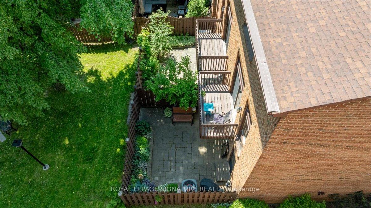 3 Bedrooms Condo at 86 Wagon Trailway, Toronto For sale