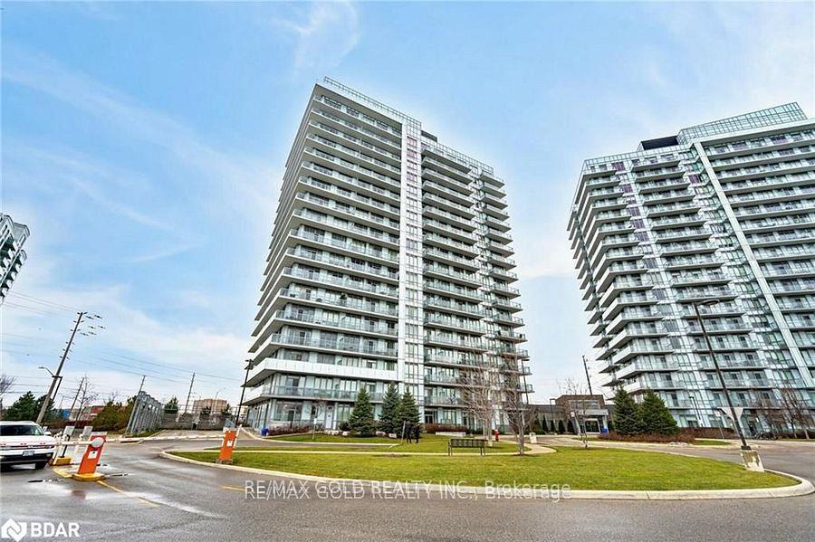3 Bedrooms Condo at 4633 Glen Erin, Mississauga For sale