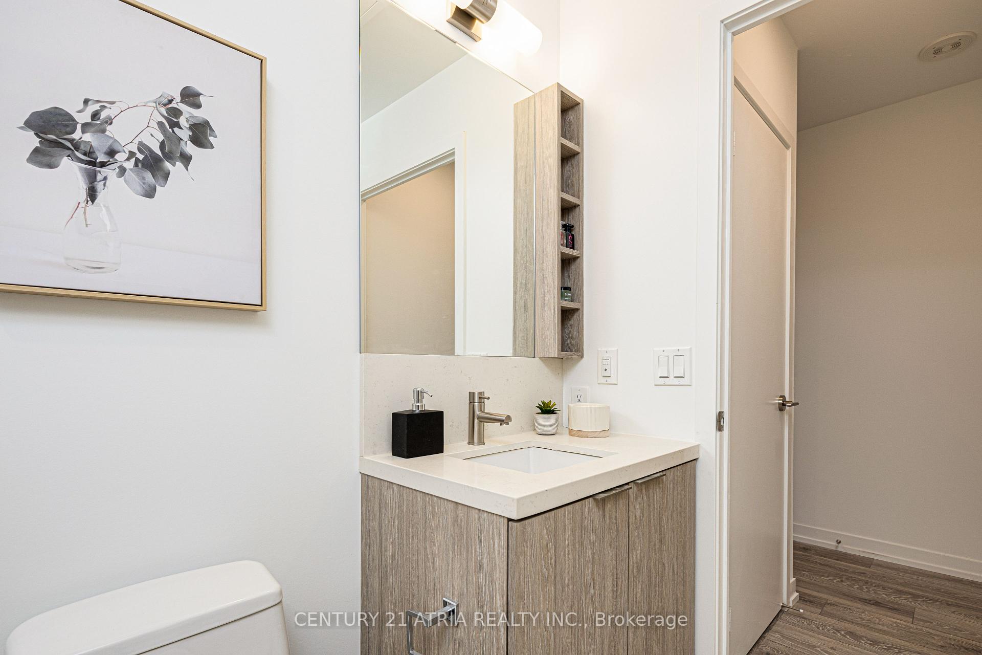 1 Bedroom Condo at 2020 Bathurst,  Toronto For sale