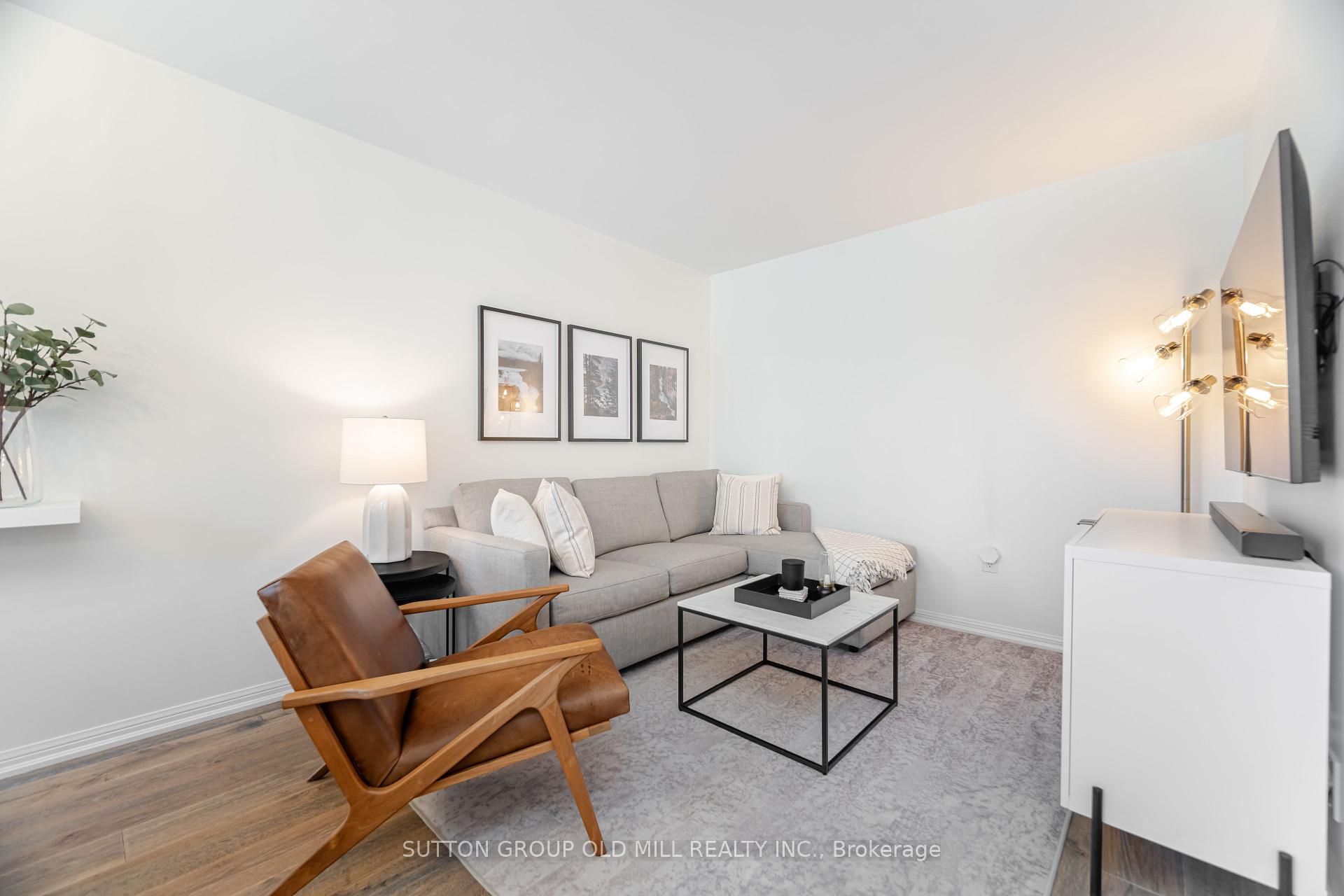2 Bedrooms Condo at 3050 Rotary,  Burlington For sale