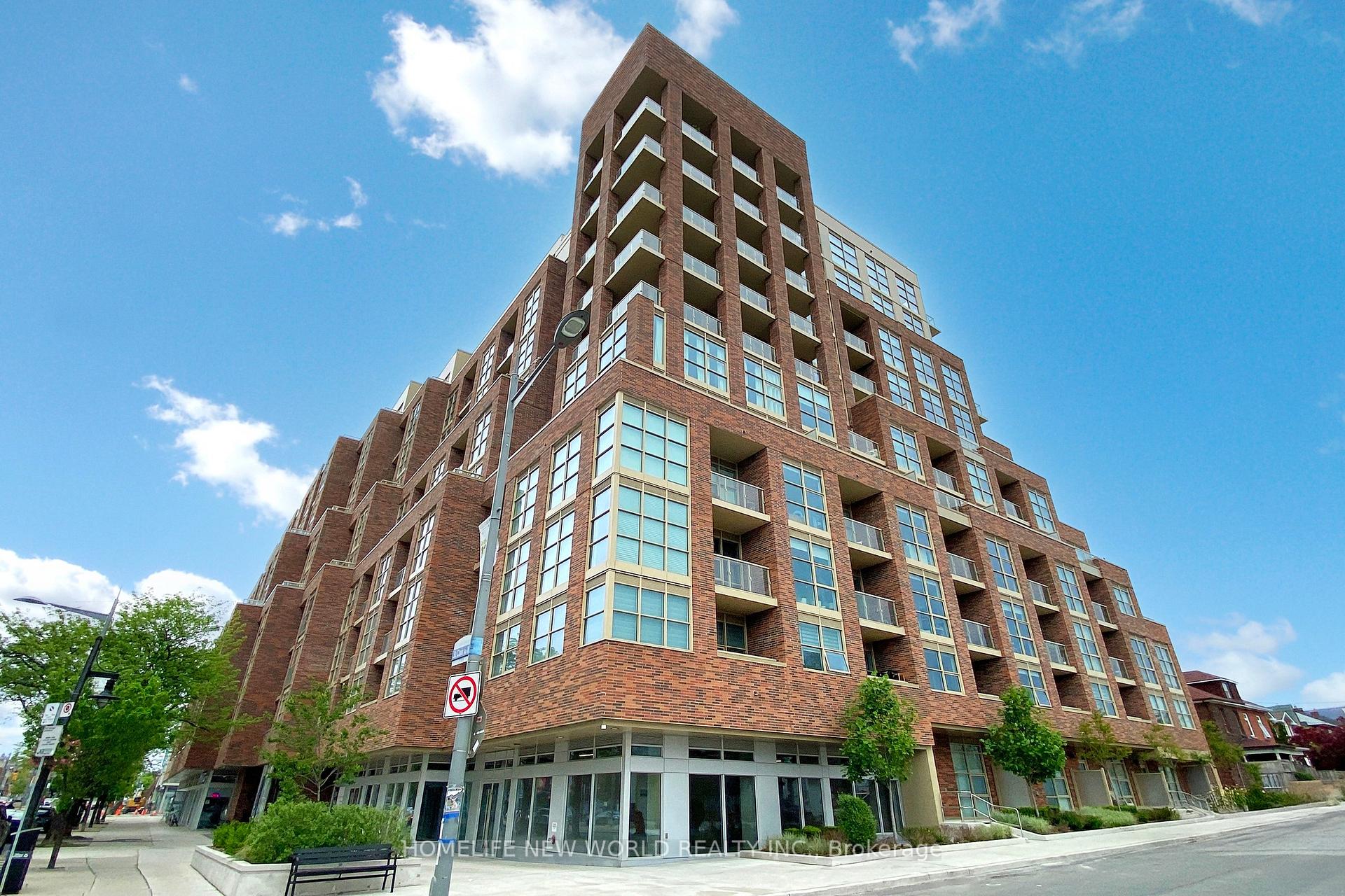 2 Bedrooms Condo at 1787 St Clair, Toronto For sale