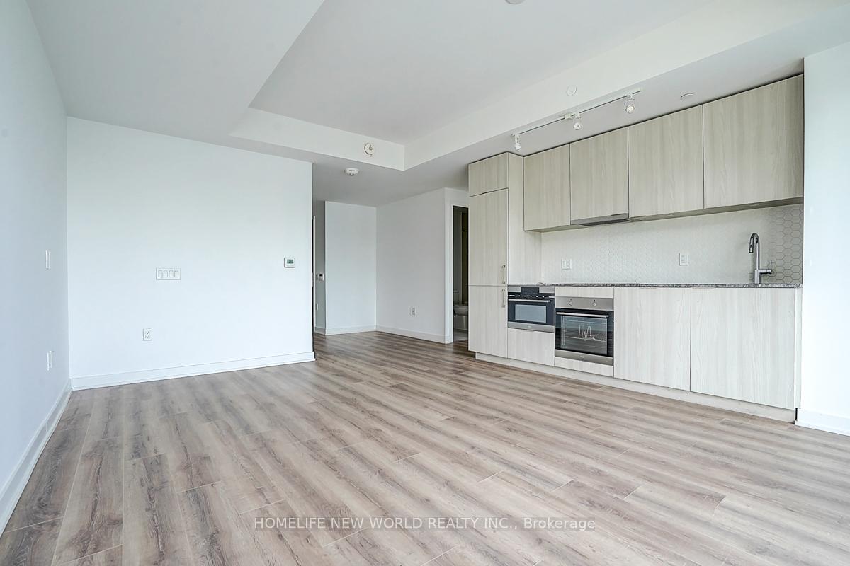 1 Bedroom Condo at 15 Queens, Toronto For sale