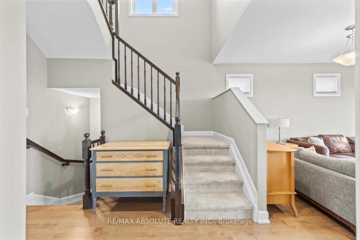 169 Bandelier Way