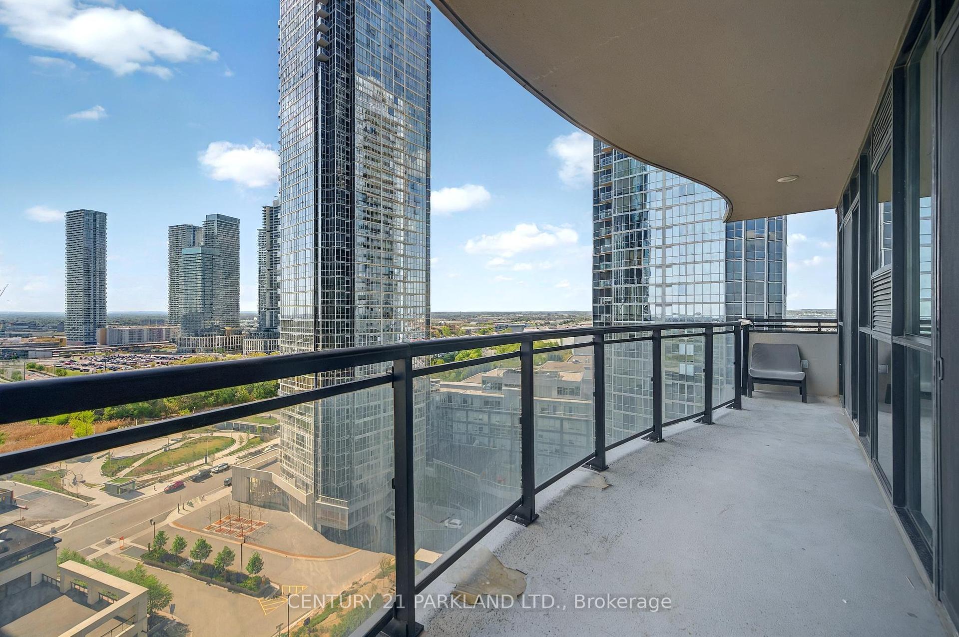 2 Bedrooms Condo at 2900 Highway 7, Vaughan For sale