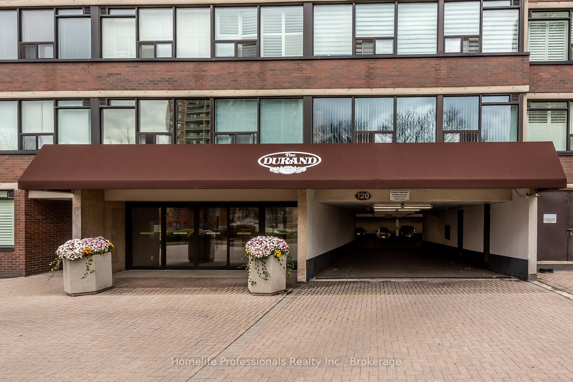 2 Bedrooms Condo at 120 Duke,  Hamilton For sale