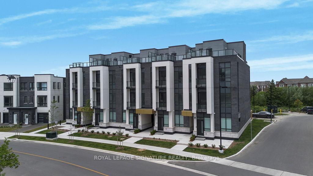 2 Bedrooms Condo at 3025 Trailside, Oakville For sale