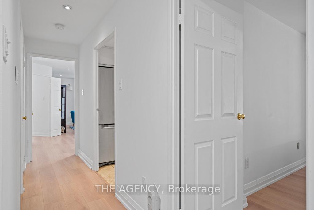 2 Bedrooms Condo at 211 St Patrick, Toronto For sale