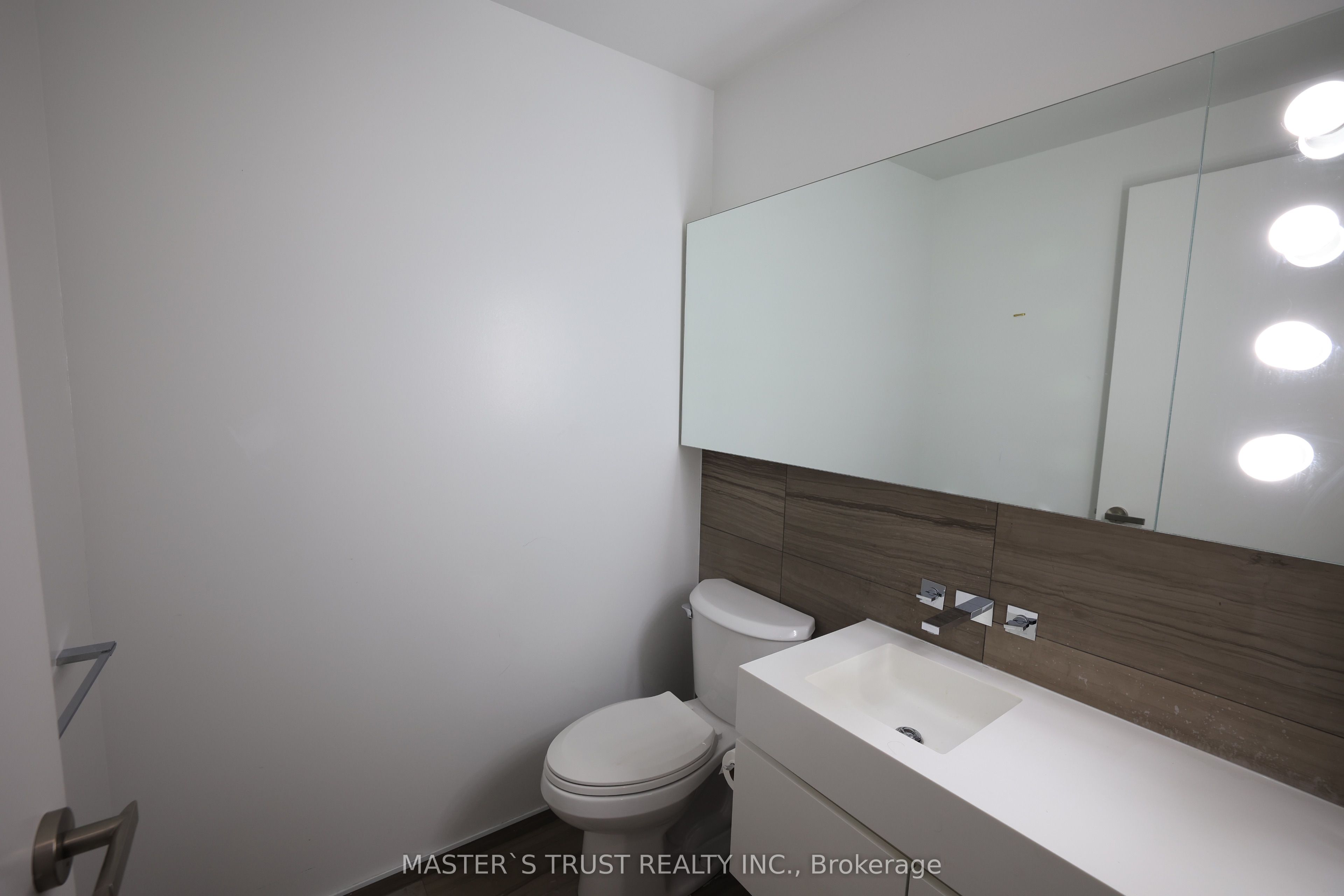 45 Charles Street E, #5111