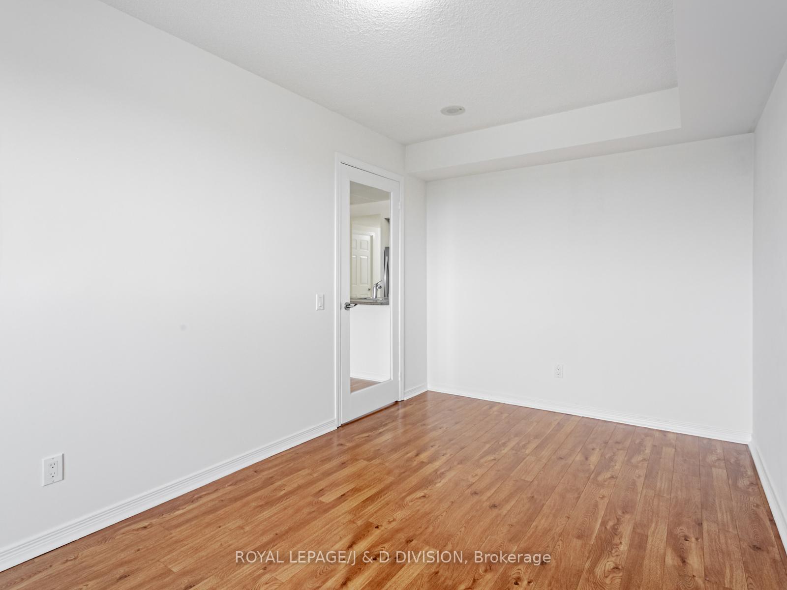 3 Bedrooms Condo at 60 Heintzman, Toronto For sale