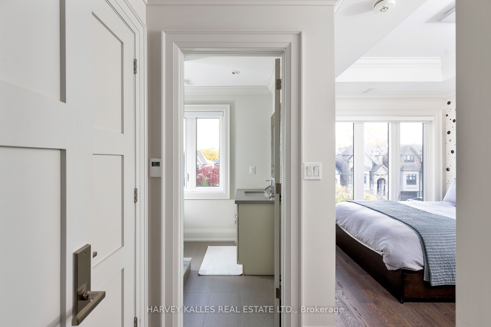 72B Renfield Street W