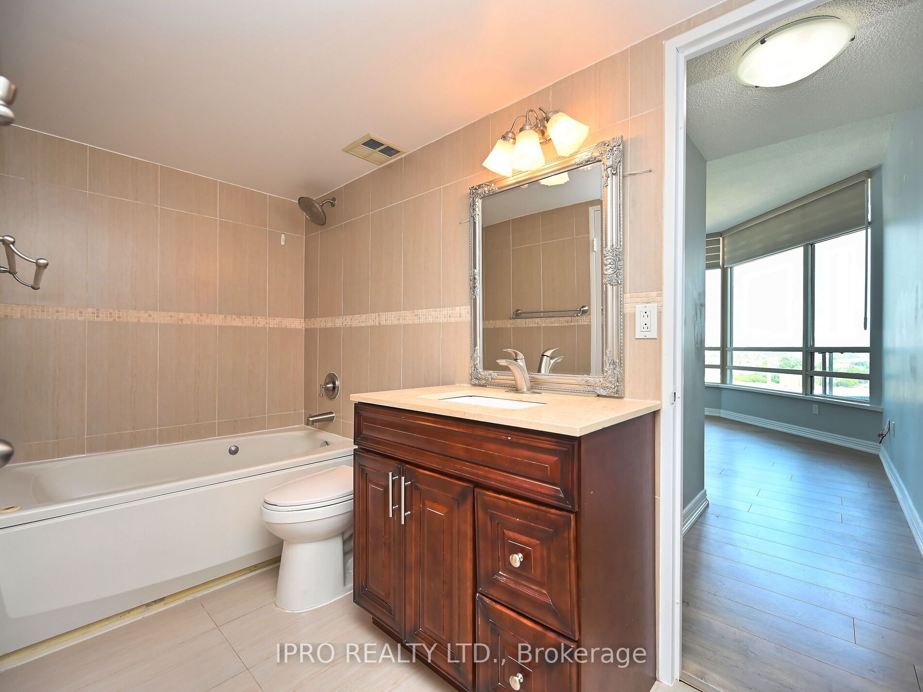 75 King Street E, #PH3