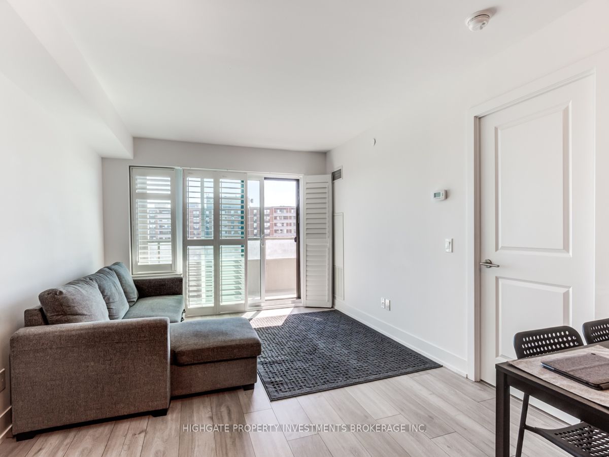 1215 Bayly Street, #1306