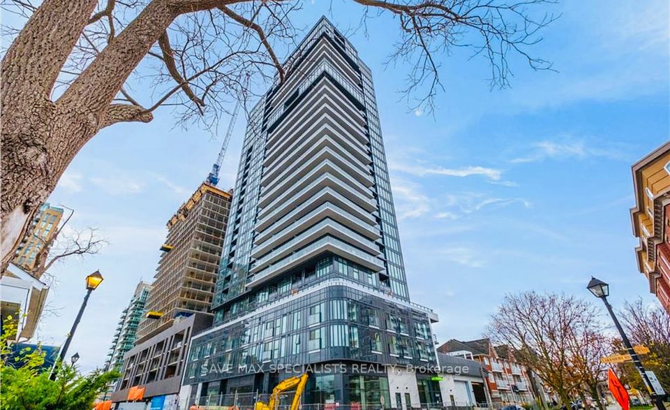 #204 - 370 MARTHA Street, Burlington, ON L7R 0G9