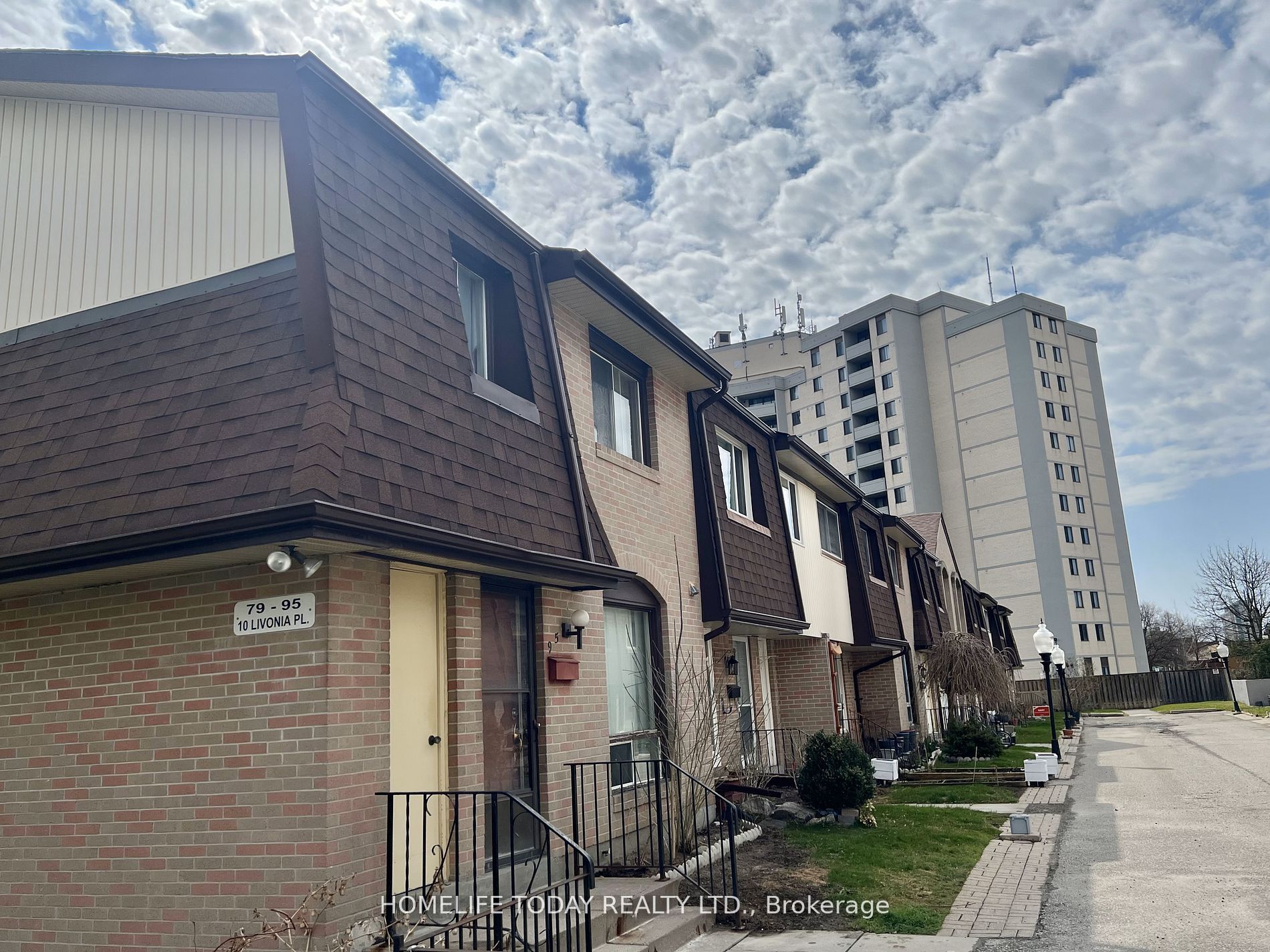 10 Livonia Place, #95