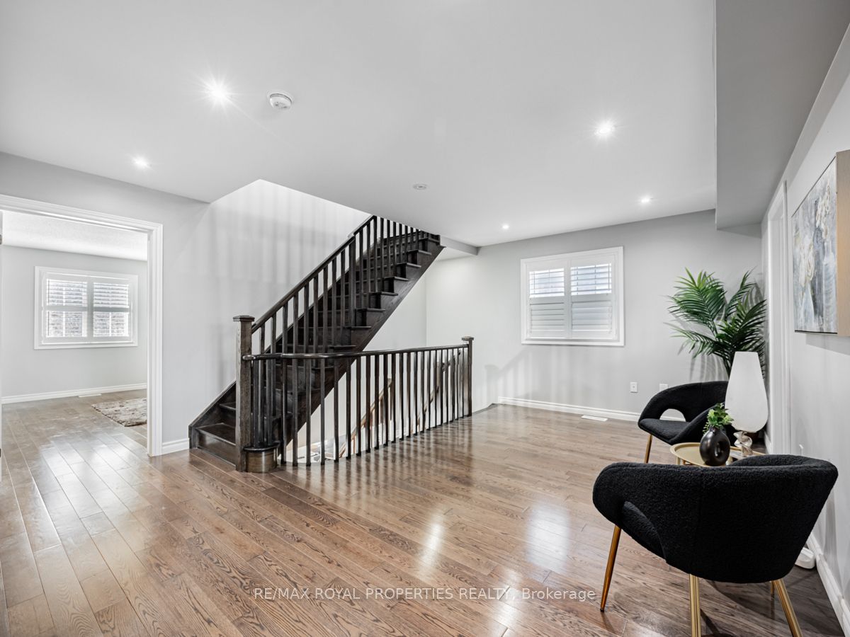 24 Bignell Crescent