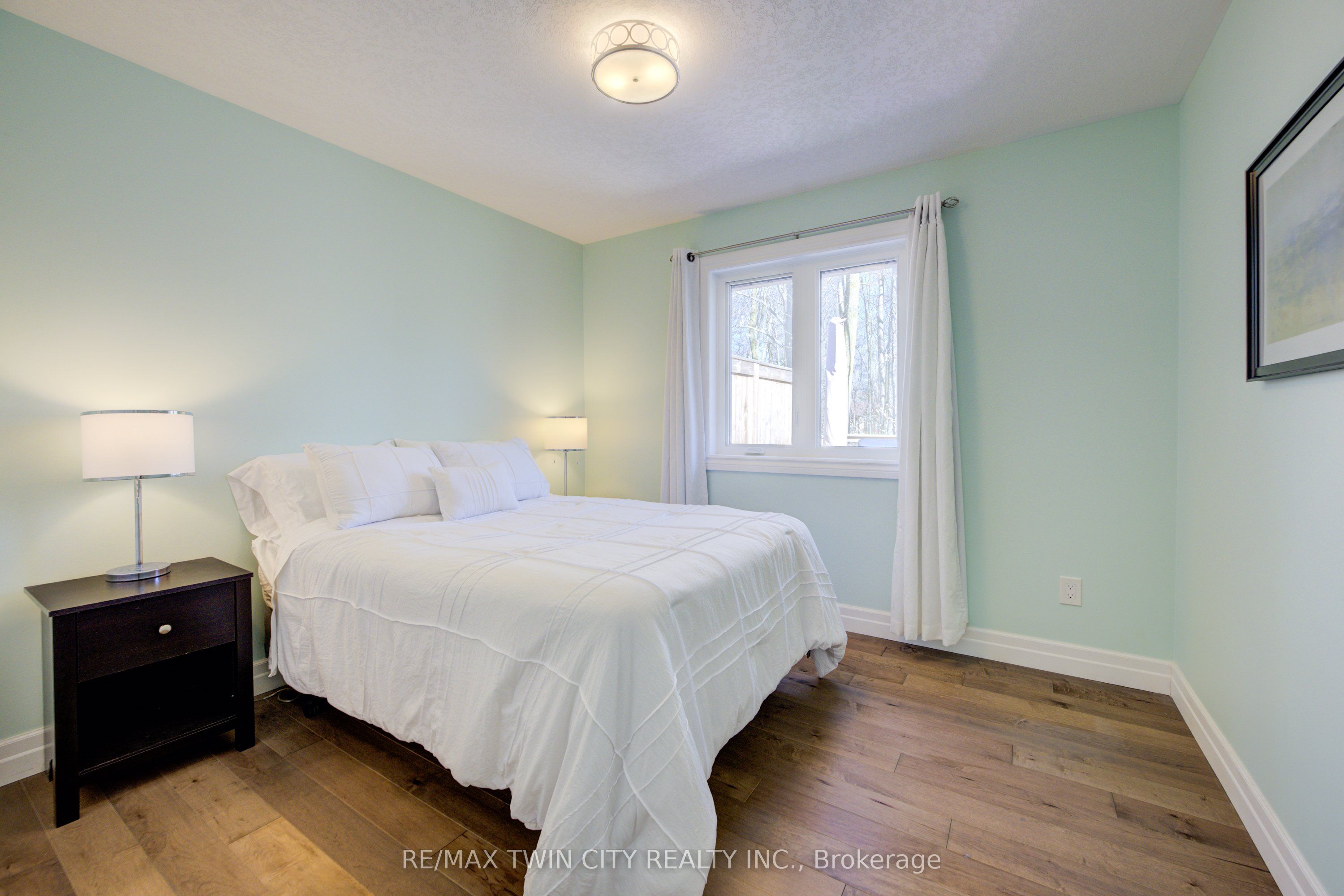 439 Northlake Drive