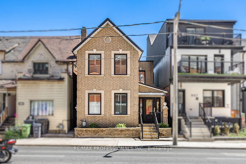 999 Dufferin