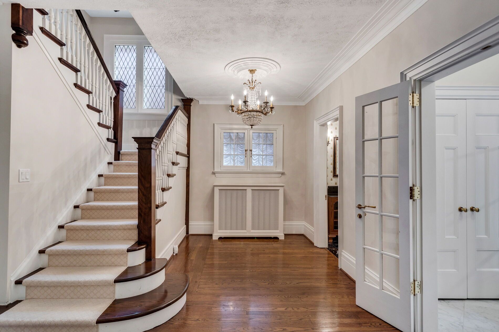 8 Binscarth Road