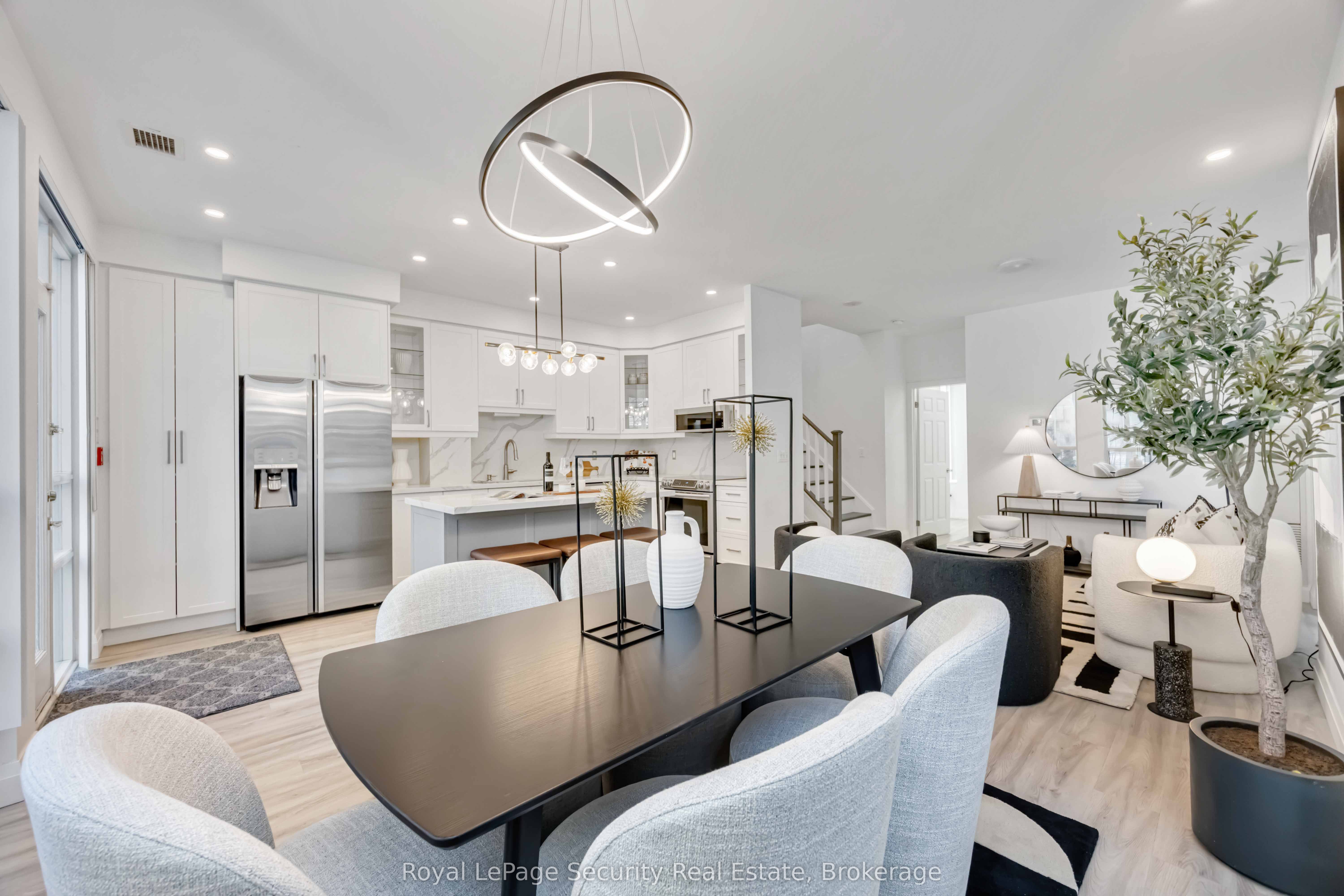 #108 - 23 Hollywood Avenue, Toronto, ON M2N 7L8