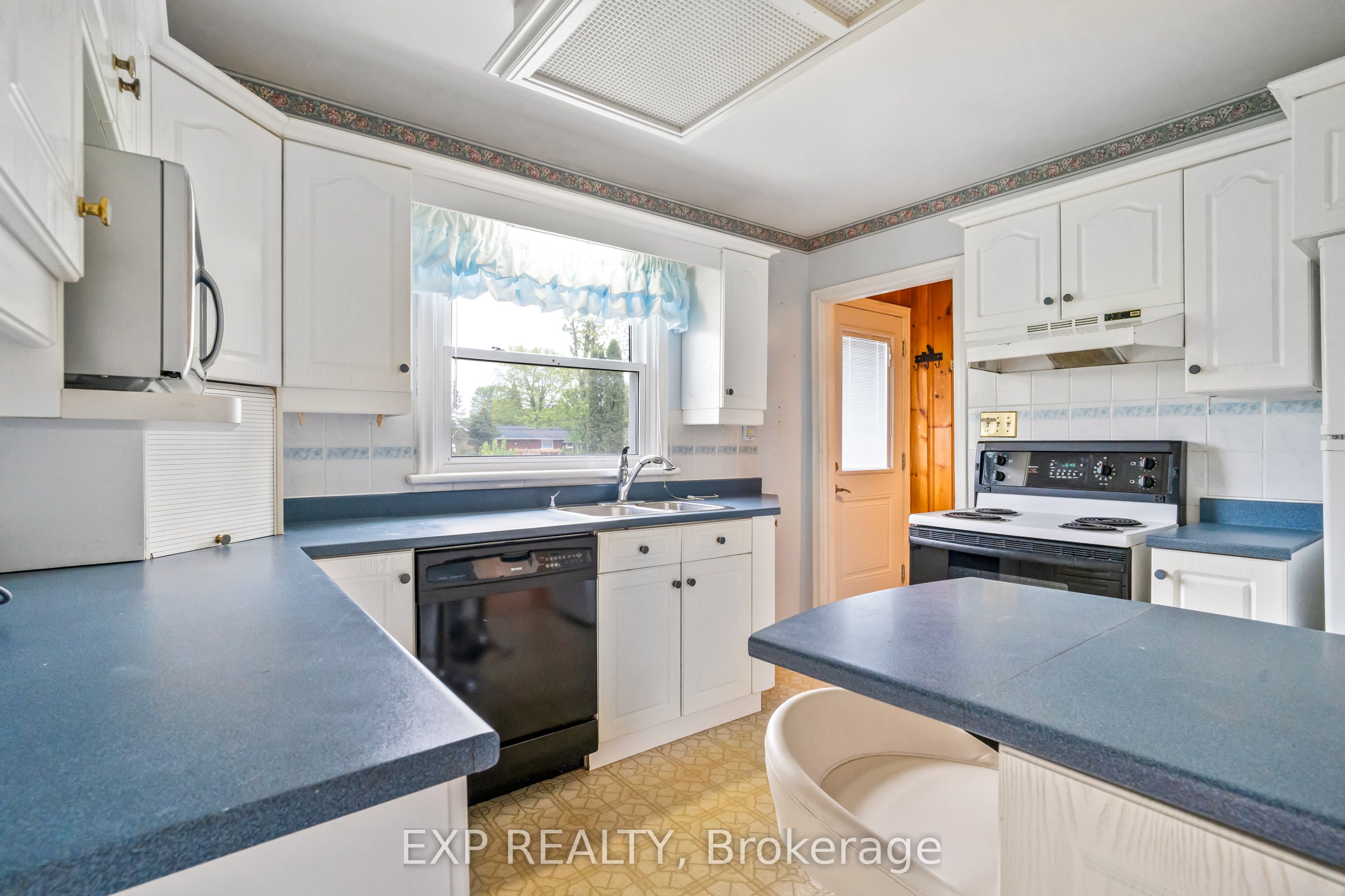 18 Brookdale Avenue