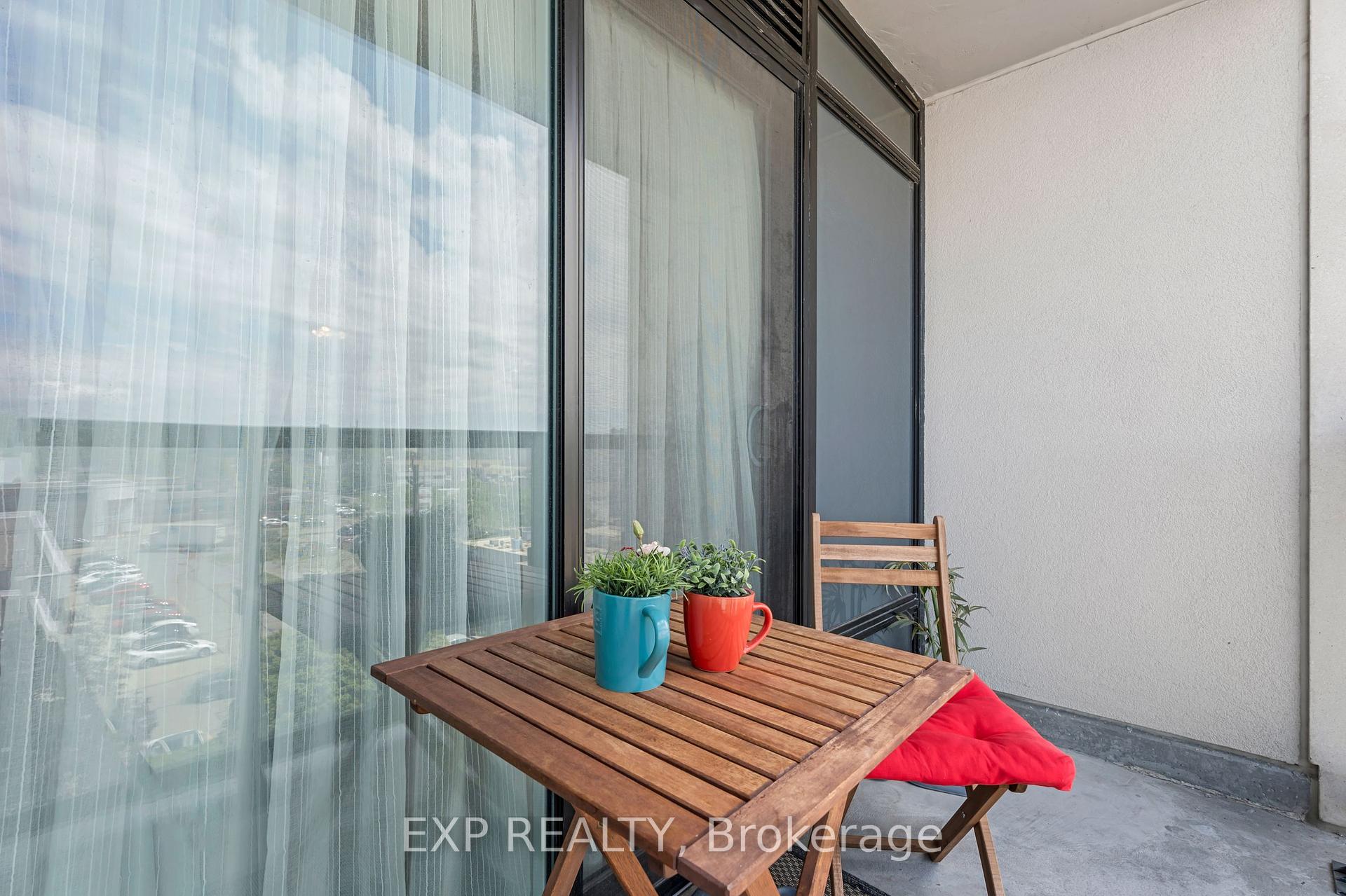 2 Bedrooms Condo at 1401 O’Connor, Toronto For sale
