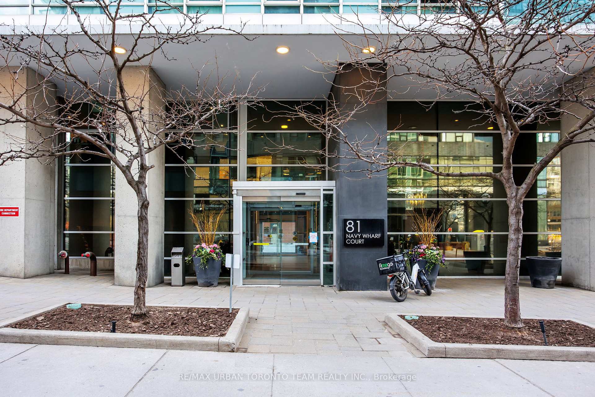 3 Bedrooms Condo at 81 Navy Wharf,  Toronto For sale