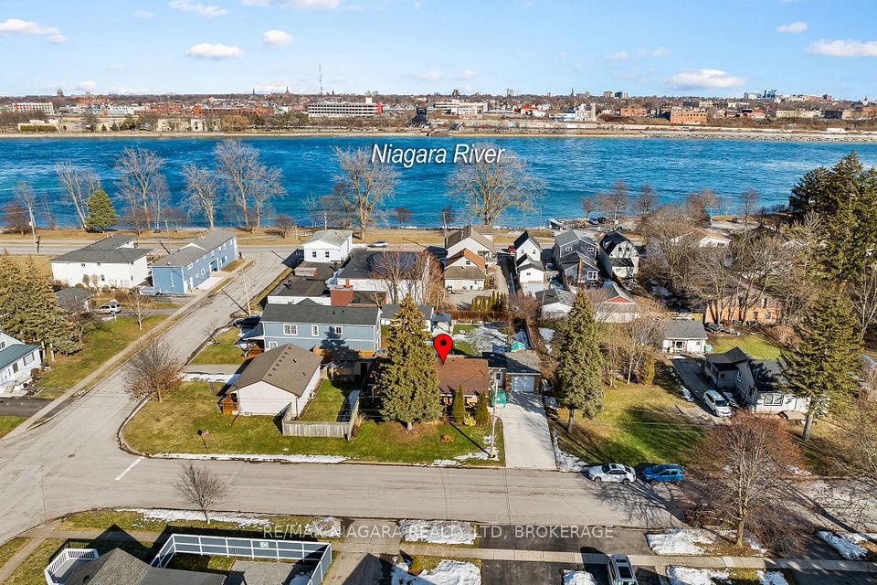 65 Waterloo Street, Fort Erie, ON L2A 3J8