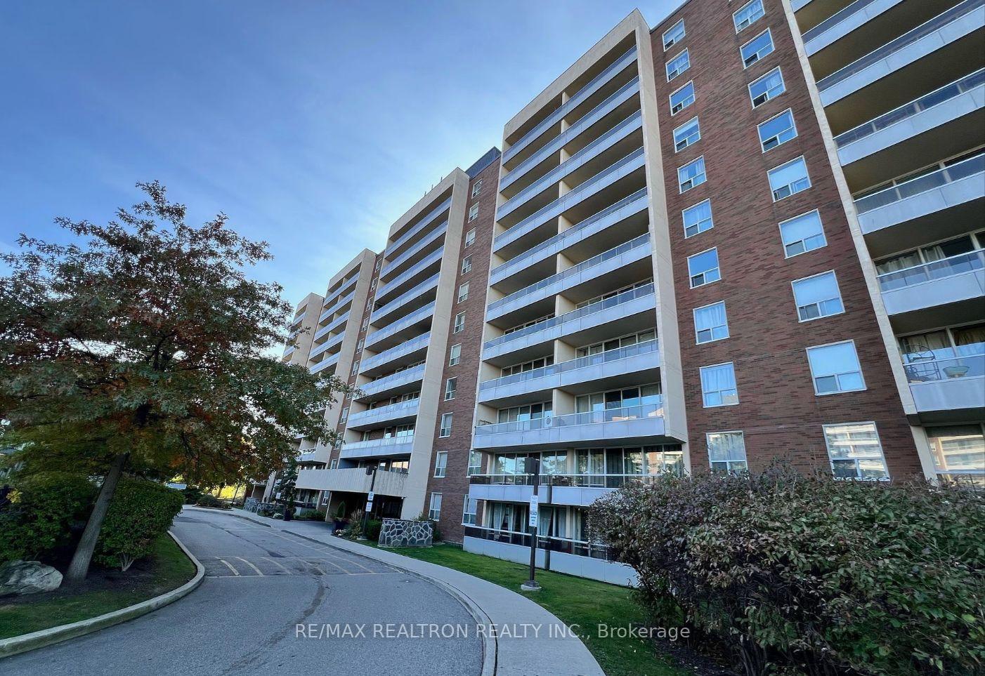 1 Bedroom Condo at 31 Four Winds, Toronto For sale