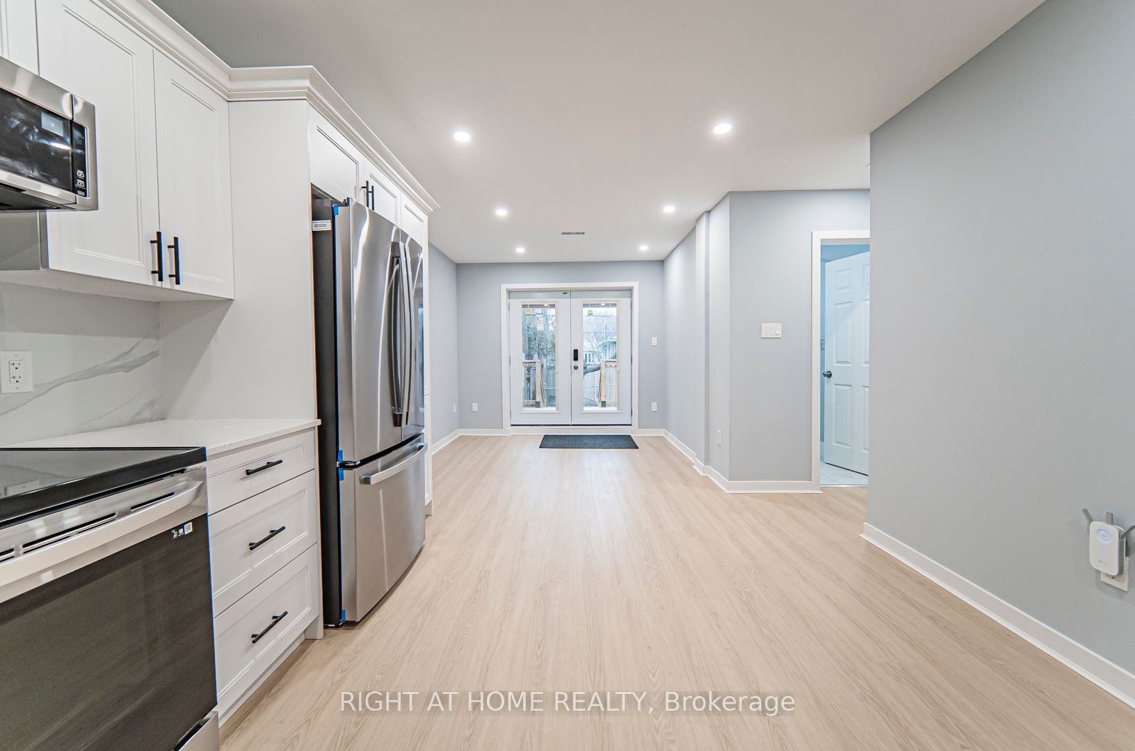 250 Beechy Drive, #Main Floor