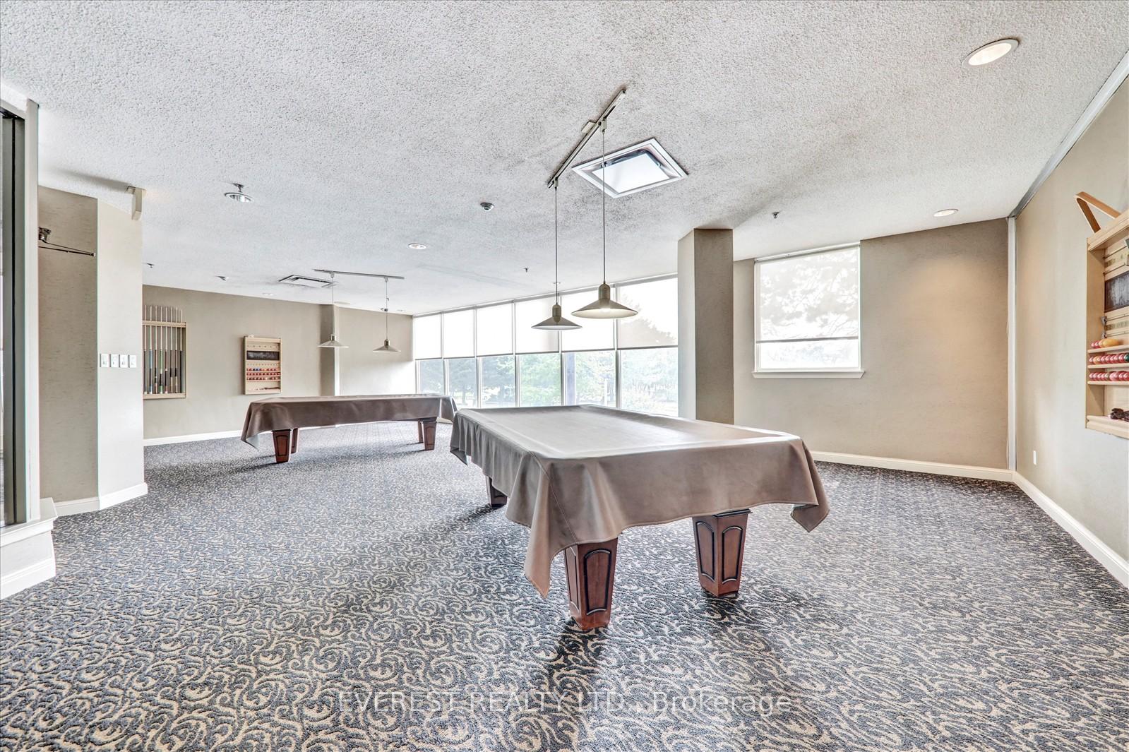 3 Bedrooms Condo at 3 Greystone Walk, Toronto For sale