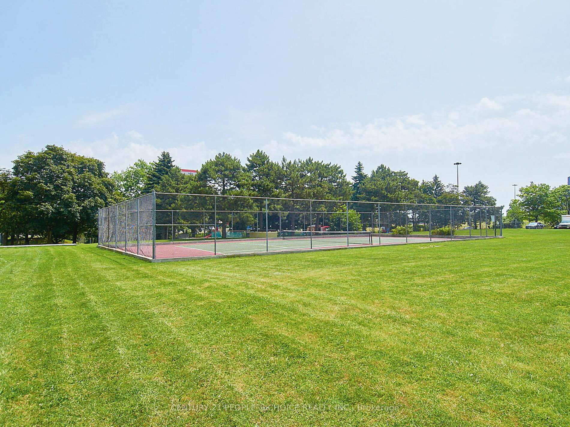2 Bedrooms Condo at 451 The West Mall, Toronto For sale
