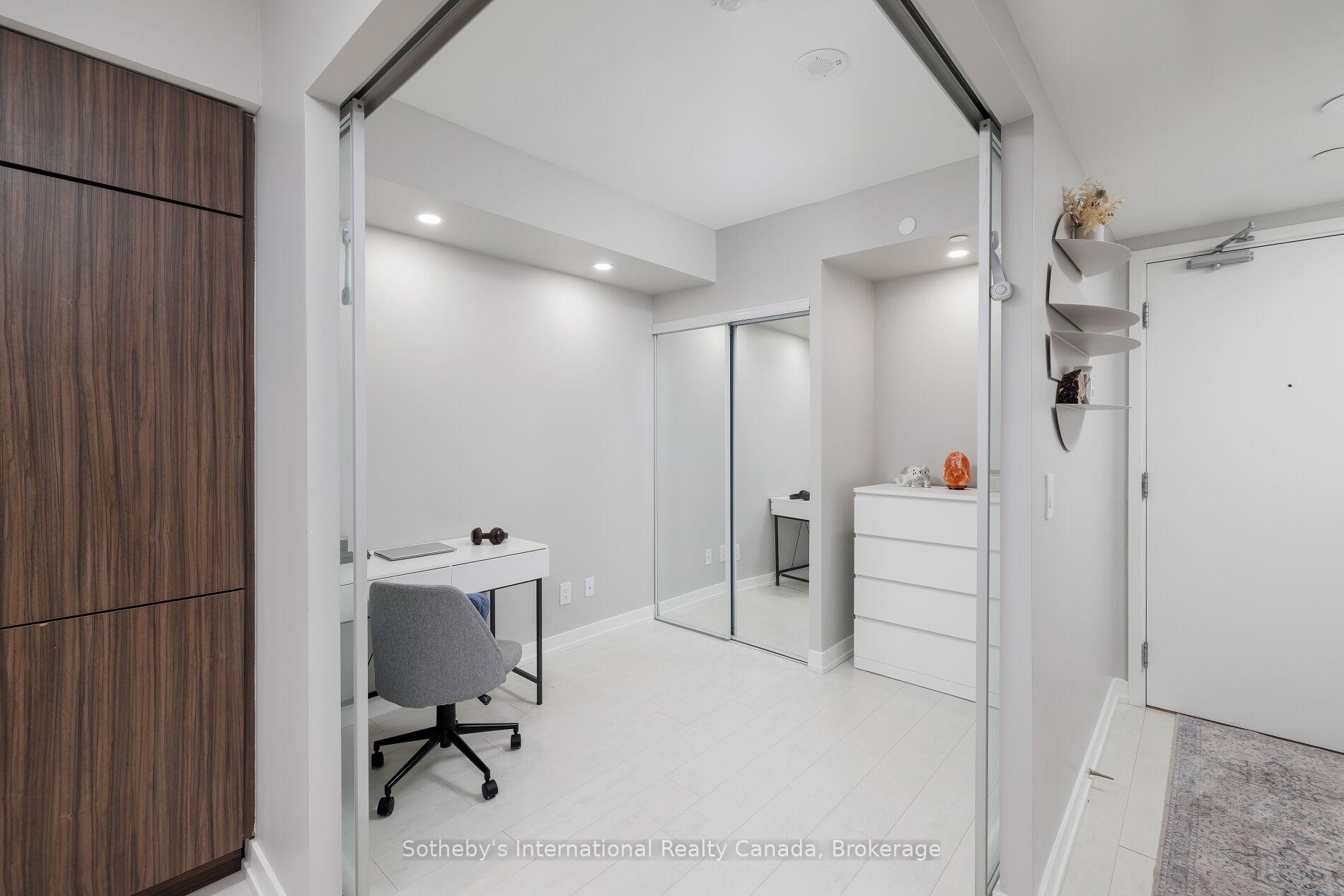 3 Bedrooms Condo at 19 Western Battery,  Toronto For sale
