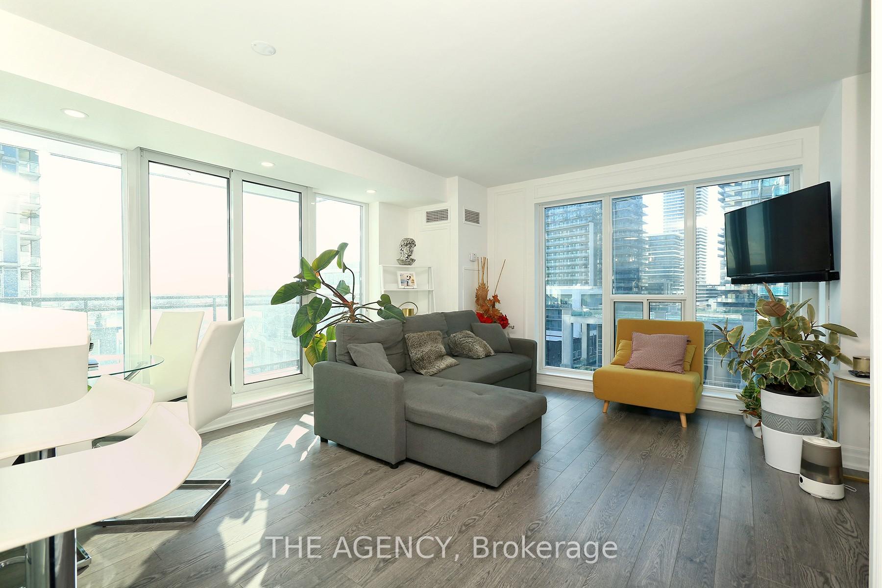 2 Bedrooms Condo at 2121 Lake Shore, Toronto For sale