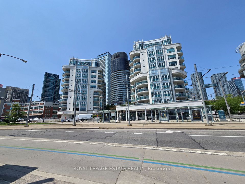 600 Queens Quay