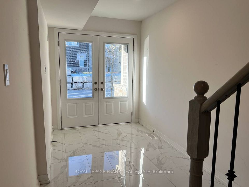 39 Bavin Street, Clarington, ON L1C 7H5